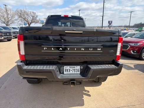 Used 2019 Ford F350 Platinum w/ Platinum Ultimate Package image 7