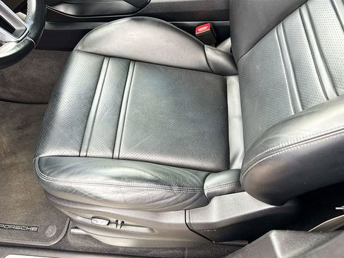 Used 2022 Porsche Cayenne Platinum Edition AWD/4WD image 21