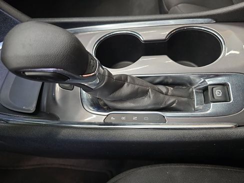 Used 2024 Chevrolet Malibu LT image 29