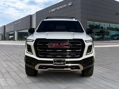 Used 2026 GMC Yukon XL AT4 w/ AT4 Premium Plus Package AWD/4WD image 8