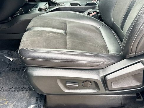 Certified 2022 Ford Ranger Lariat w/ Tremor Off-Road Package image 17