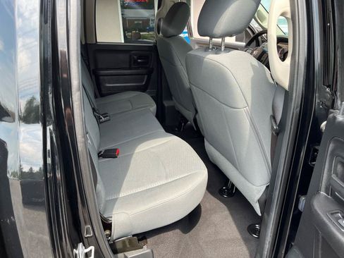 Used 2014 RAM 1500 Express AWD/4WD image 28