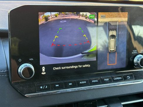 Used 2024 Mitsubishi Outlander FWD image 28