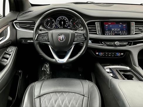 Used 2022 Buick Enclave Avenir w/ Avenir Technology Package image 5