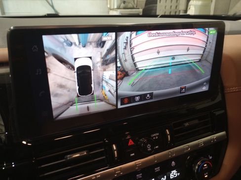 Used 2026 Nissan Pathfinder Platinum w/ Cargo Package image 19