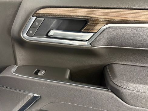 Used 2025 Chevrolet Silverado 1500 LT w/ Safety Package image 15