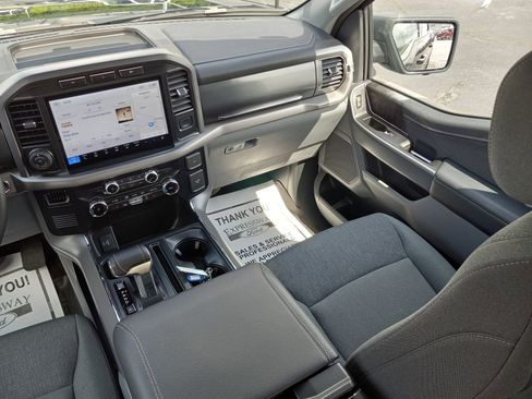 Used 2024 Ford F150 Lightning XLT image 13