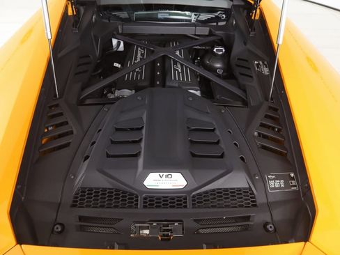 Used 2022 Lamborghini Huracan EVO image 79