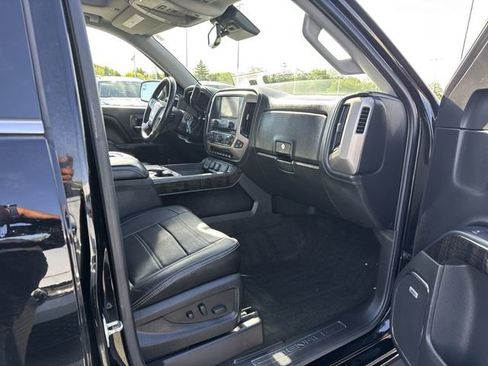 Used 2016 GMC Sierra 1500 Denali w/ Denali Ultimate Package AWD/4WD image 29