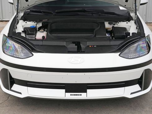 Used 2023 Hyundai Ioniq 6 SEL image 7