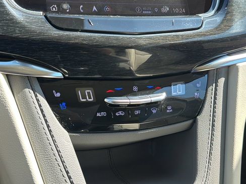 Used 2023 Cadillac XT6 Premium Luxury AWD/4WD image 28
