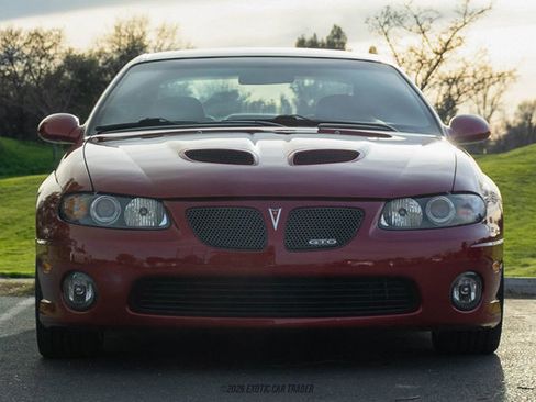 Used 2006 Pontiac GTO image 10