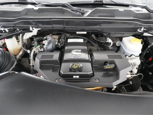 Used 2021 RAM 2500 Laramie image 31