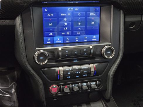 Used 2022 Ford Mustang Shelby GT500 w/ Technology Package image 19