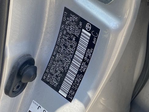Used 2014 Toyota Prius Prime Plug-In Hybrid FWD image 9