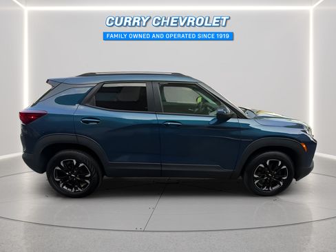 Used 2021 Chevrolet TrailBlazer LT w/ Driver Confidence Package AWD/4WD image 16