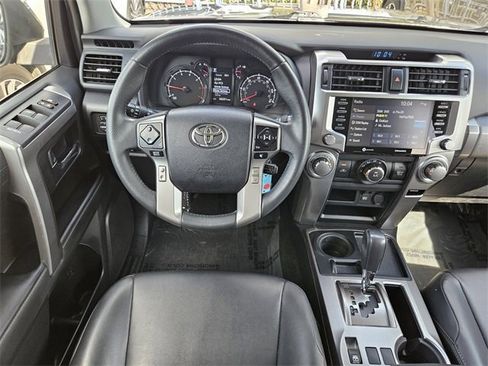 Used 2020 Toyota 4Runner SR5 image 6