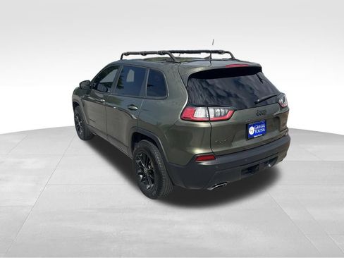 Used 2020 Jeep Cherokee Latitude Plus w/ Cold Weather Group AWD/4WD image 4