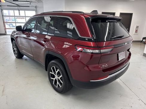 Used 2024 Jeep Grand Cherokee Limited w/ Trailer Tow Package image 8