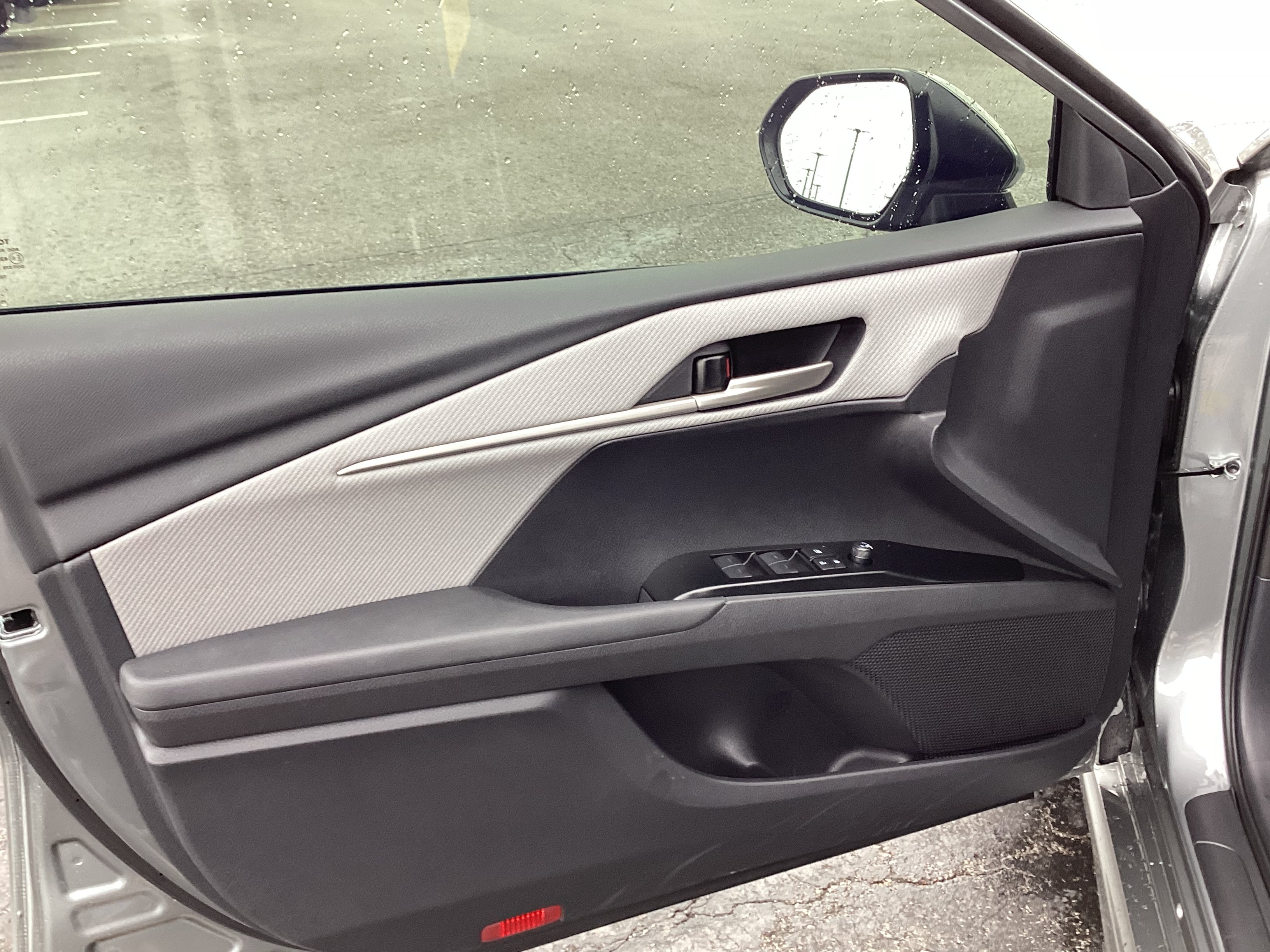 Certified 2026 Toyota Camry SE FWD image 18