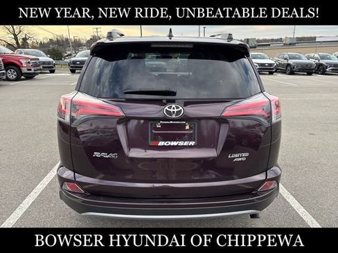 Used 2018 Toyota RAV4 Limited image 4