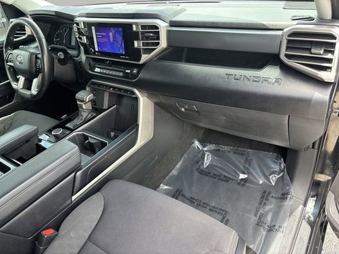 Used 2022 Toyota Tundra SR5 RWD image 10