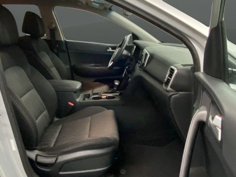 Used 2017 Kia Sportage LX FWD image 23