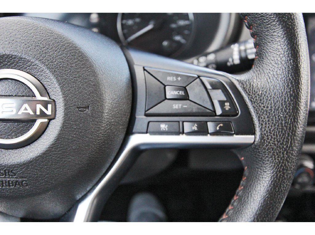 Used 2023 Nissan Kicks SR FWD image 14