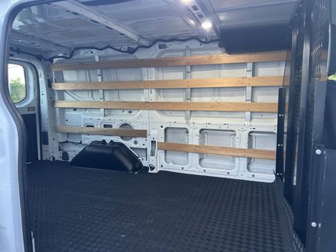 Used 2023 Ford Transit 250 Low Roof w/ Exterior Upgrade Package RWD image 17