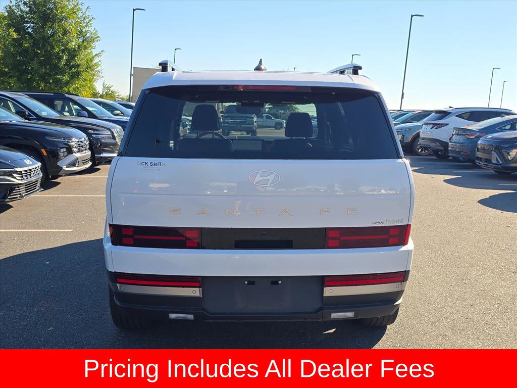 Used 2024 Hyundai Santa Fe Limited AWD/4WD image 4