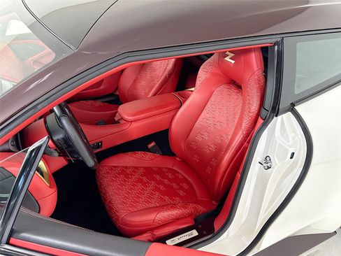 Used 2019 Aston Martin Vanquish Zagato RWD image 14