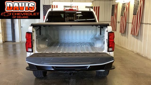 Used 2024 Chevrolet Colorado Z71 w/ Z71 Convenience Package 2 AWD/4WD image 11