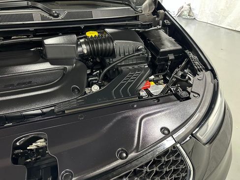 Used 2023 Chrysler Pacifica Touring-L image 71