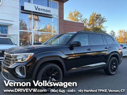 New 2026 Volkswagen Atlas SE
