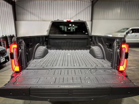 Used 2023 Ford F450 Platinum AWD/4WD image 6