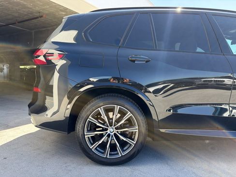 Certified 2024 BMW X5 xDrive40i w/ M Sport Package AWD/4WD image 5