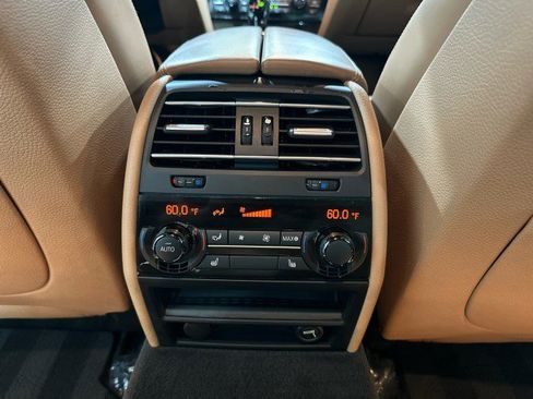 Used 2012 BMW 750Li RWD image 27