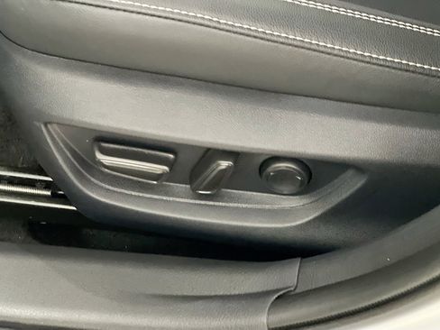 Used 2026 Toyota Camry SE w/ Multimedia Upgrade Package FWD image 16