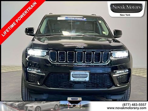 Used 2023 Jeep Grand Cherokee 4WD 4xe image 2