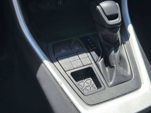 Used 2024 Toyota RAV4 XLE w/ Convenience Package AWD/4WD image 32