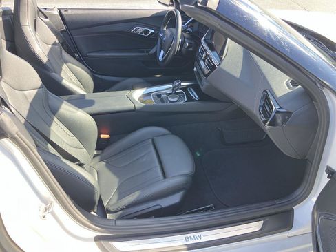 Used 2021 BMW Z4 sDrive30i RWD image 32