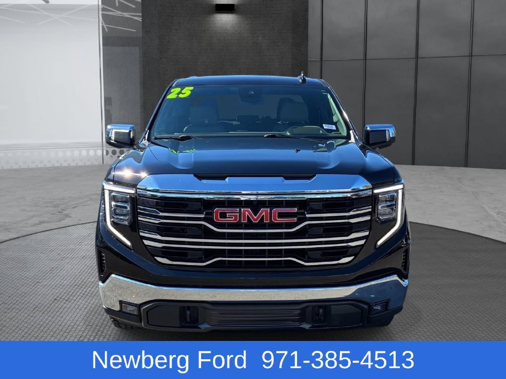 Used 2025 GMC Sierra 1500 SLT AWD/4WD image 2
