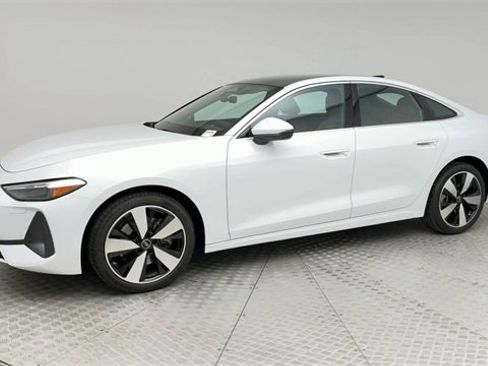 Used 2025 Audi A5 2.0T Premium w/ Convenience Package image 6
