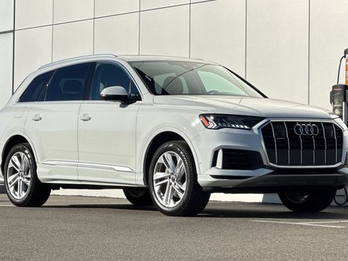 Used 2024 Audi Q7 3.0T Premium image 7