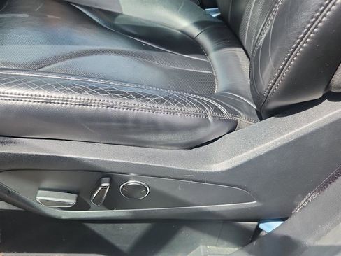 Used 2016 Lincoln MKX Reserve w/ Luxury Package AWD/4WD image 11