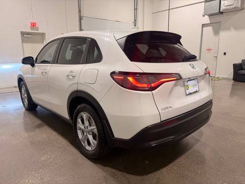 Used 2024 Honda HR-V LX image 7