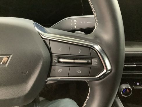 Used 2024 Chevrolet Traverse LT w/ Midnight/Sport Edition image 14