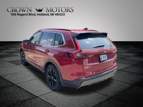 Used 2025 Honda CR-V Sport Touring image 4