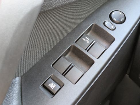 Used 2013 MAZDA MAZDA3 i Touring image 21