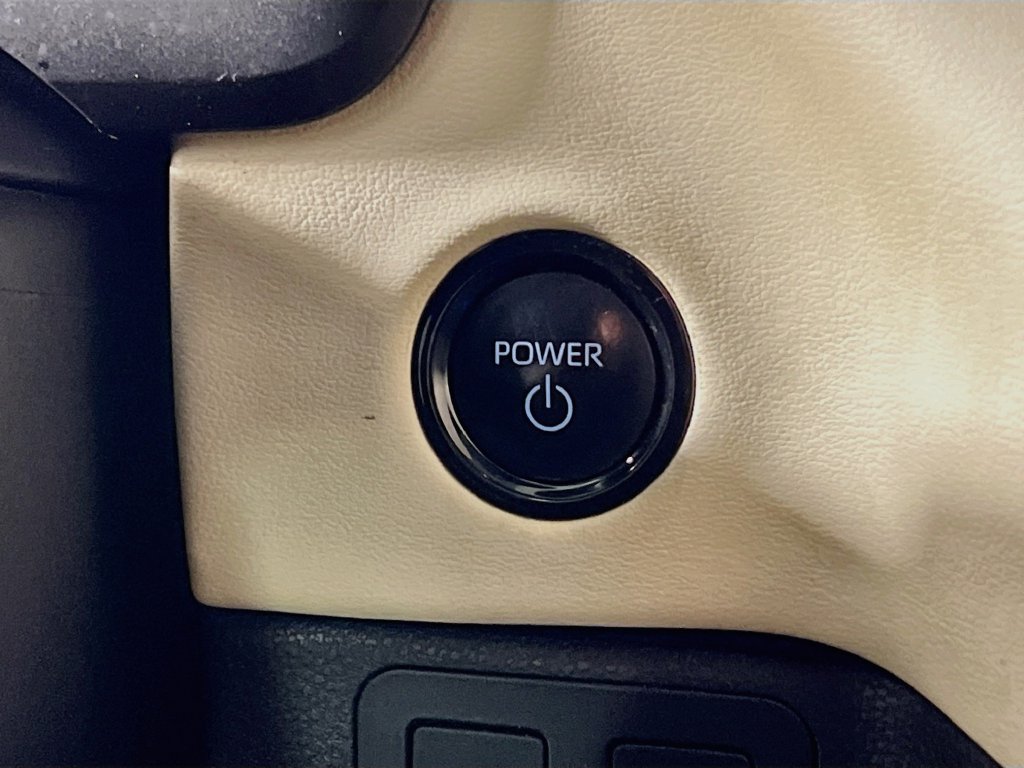 Used 2025 Toyota Tundra Capstone AWD/4WD image 18